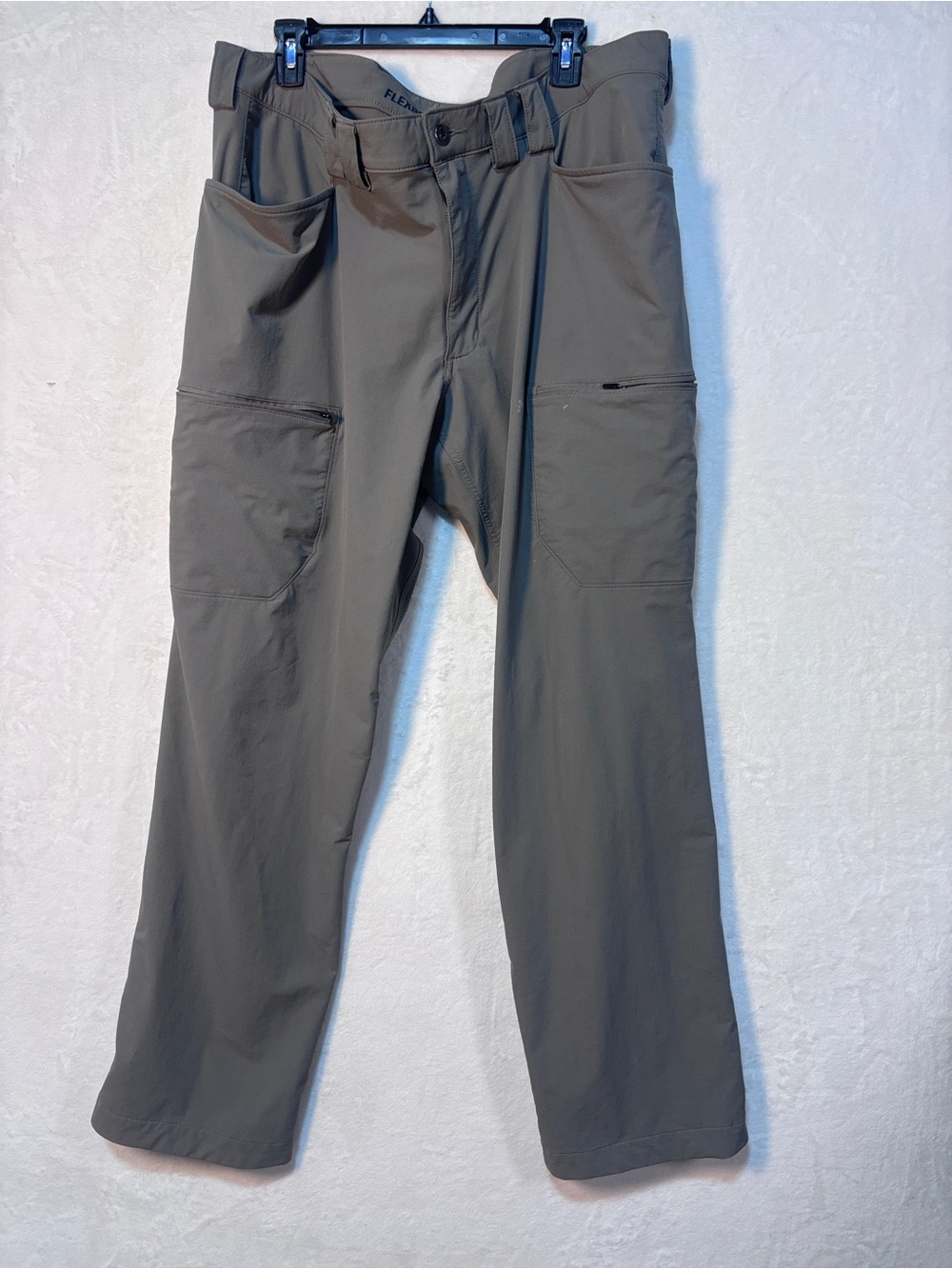 Duluth Flexpedition Pants Mens 40x32 Relaxed Fit Nylon Spandex Zip Cargo Stretch